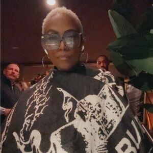 Meet your Posher, Serena